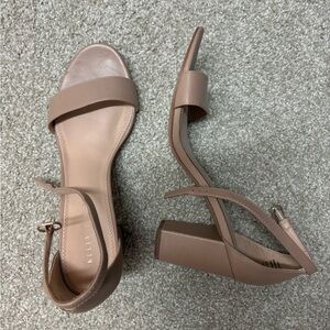 Kelly & Katie Nude Block Heels
